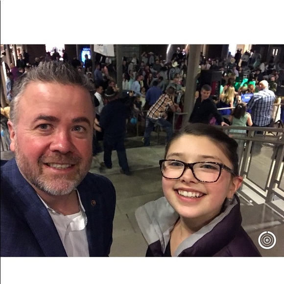 Meet your Posher, Shon - Picture 1 of 1